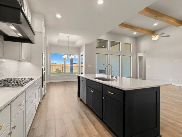 302 Marsh Wren Way, Magnolia, TX 77354