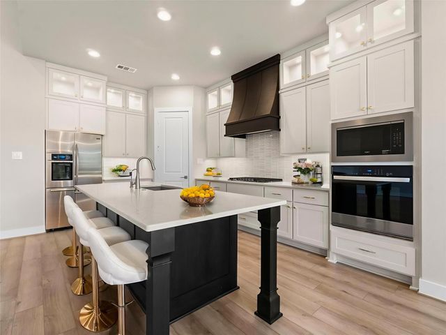 302 Marsh Wren Way, Magnolia, TX 77354