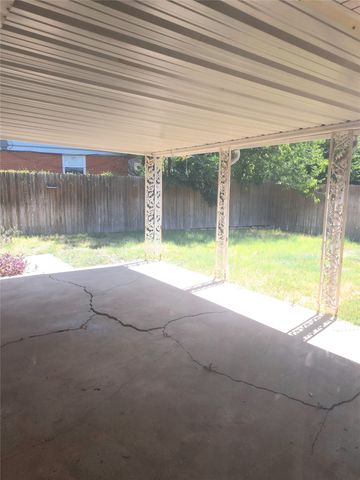 5301 Rutland Avenue, Fort Worth, TX 76133