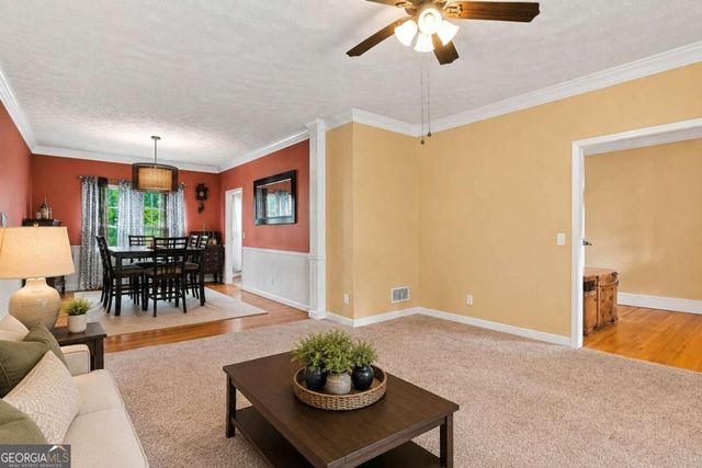 707 Bedford Trace, Canton, GA 30114