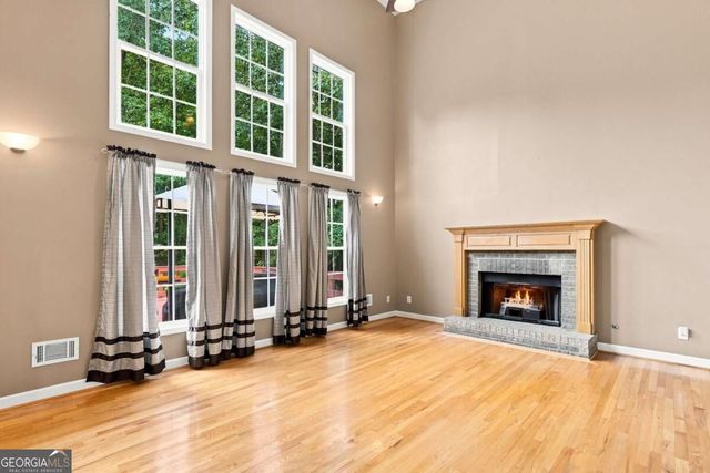 707 Bedford Trace, Canton, GA 30114