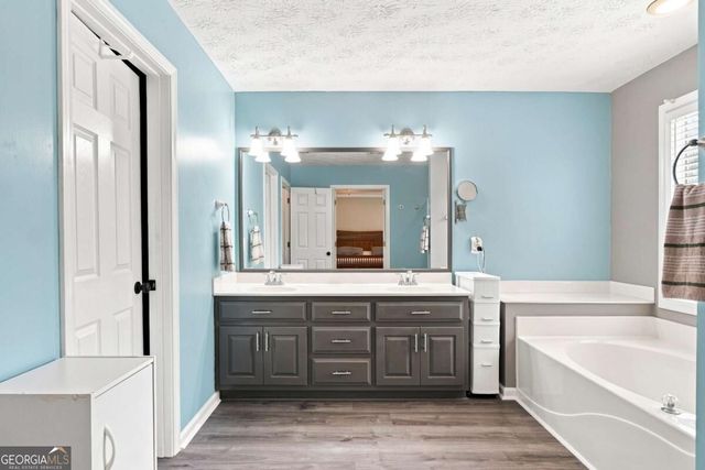 707 Bedford Trace, Canton, GA 30114