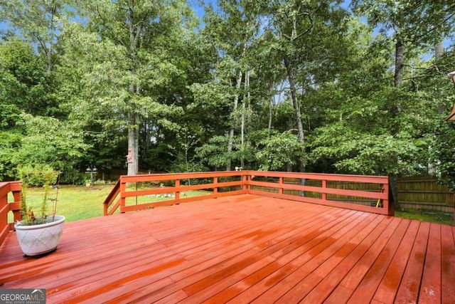 707 Bedford Trace, Canton, GA 30114
