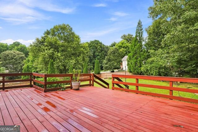707 Bedford Trace, Canton, GA 30114