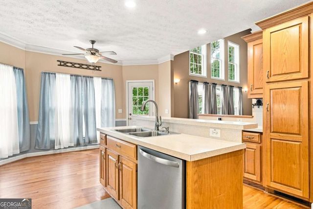 707 Bedford Trace, Canton, GA 30114
