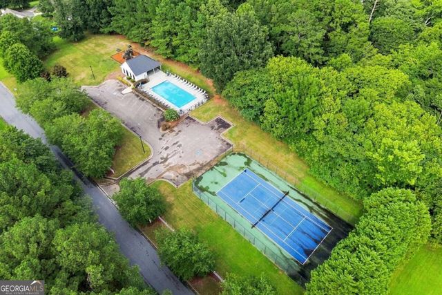 707 Bedford Trace, Canton, GA 30114
