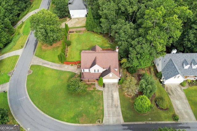 707 Bedford Trace, Canton, GA 30114