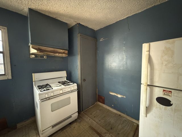 8367 Transit Street, Dallas, TX 75217