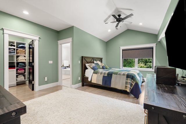 190 Bedford Rd, Lincoln, MA 01773