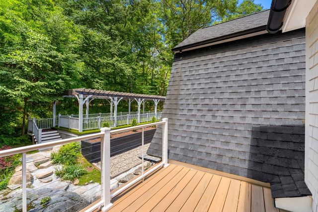 190 Bedford Rd, Lincoln, MA 01773