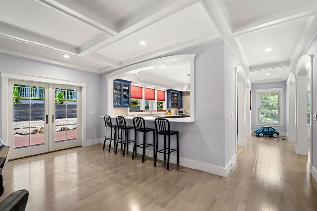 190 Bedford Rd, Lincoln, MA 01773