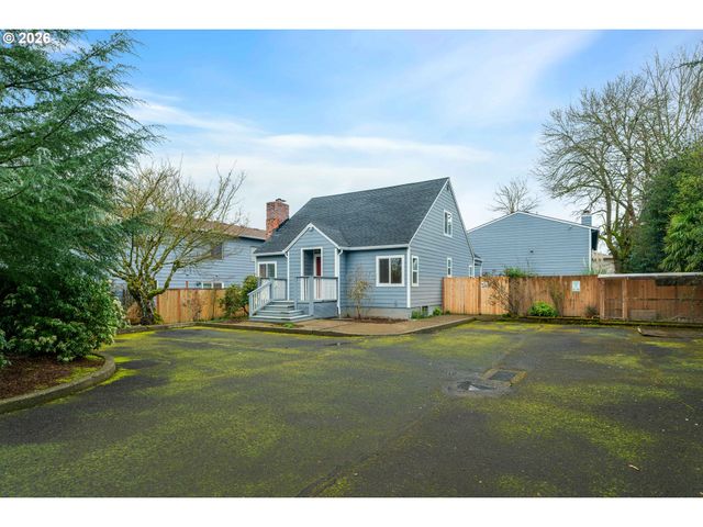 6240 Sw LOMBARD Ave, Beaverton, OR 97008