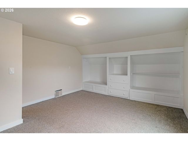 6240 Sw LOMBARD Ave, Beaverton, OR 97008