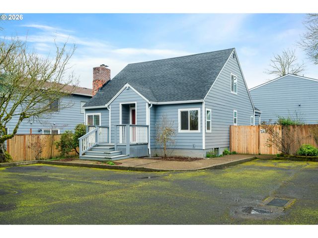 6240 Sw LOMBARD Ave, Beaverton, OR 97008