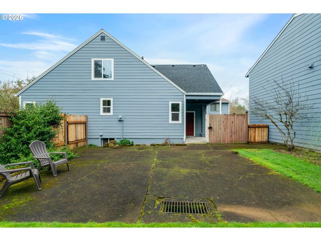 6240 Sw LOMBARD Ave, Beaverton, OR 97008