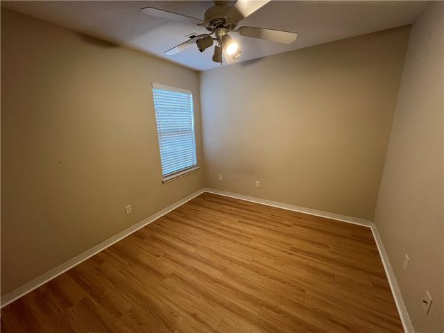 235 Ravenwood Boulevard, Siloam Springs, AR 72761