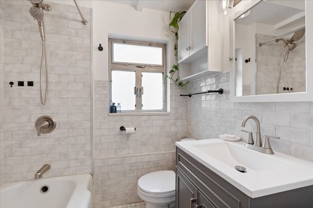 1860 Sherman Avenue 5NW, Evanston, IL 60201