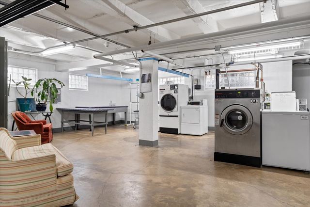 1860 Sherman Avenue 5NW, Evanston, IL 60201