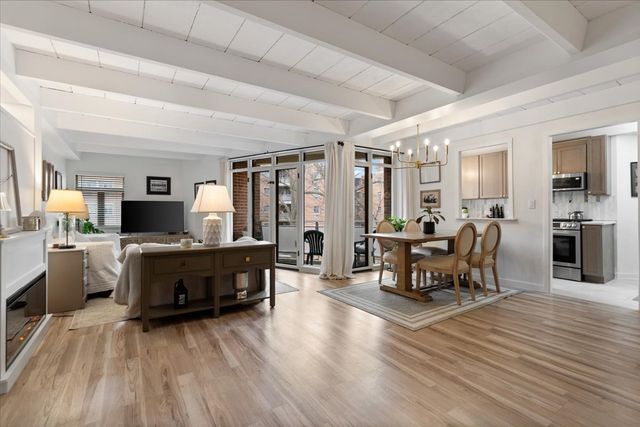 1860 Sherman Avenue 5NW, Evanston, IL 60201