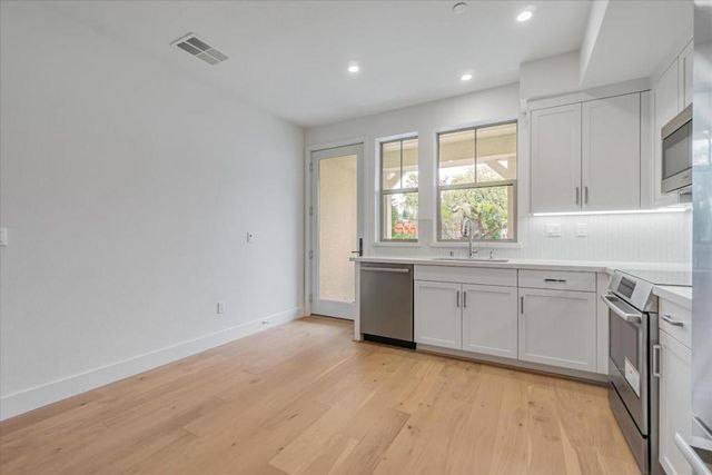 102 Oak Circle, Walnut Creek, CA 94597