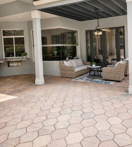 301 SEMINOLE WOODS BOULEVARD, Geneva, FL 32732