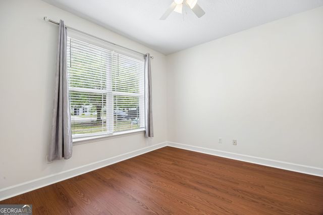 208 Waters Edge Drive, Kingsland, GA 31548