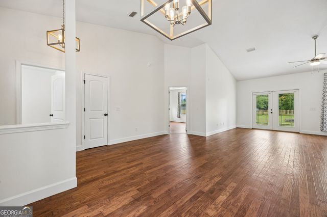 208 Waters Edge Drive, Kingsland, GA 31548