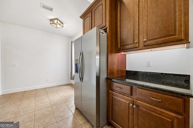 208 Waters Edge Drive, Kingsland, GA 31548