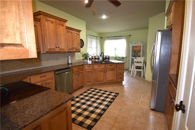 1 Lillian Lane, Bella Vista, AR 72715