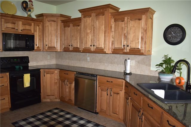 1 Lillian Lane, Bella Vista, AR 72715