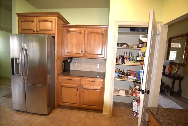 1 Lillian Lane, Bella Vista, AR 72715