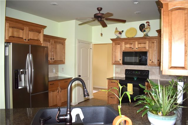 1 Lillian Lane, Bella Vista, AR 72715