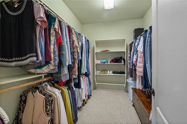 1 Lillian Lane, Bella Vista, AR 72715