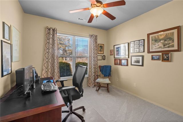 1 Lillian Lane, Bella Vista, AR 72715