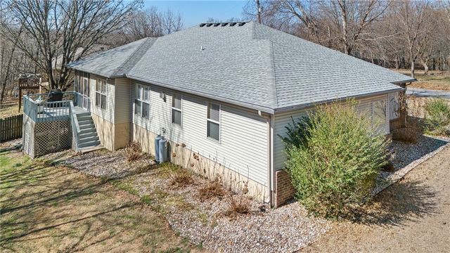 1 Lillian Lane, Bella Vista, AR 72715