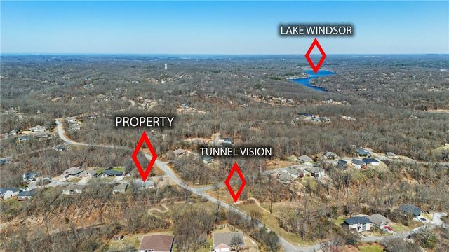 1 Lillian Lane, Bella Vista, AR 72715