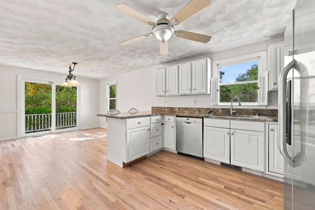 24 Hatikva Way, Chelmsford, MA 01863