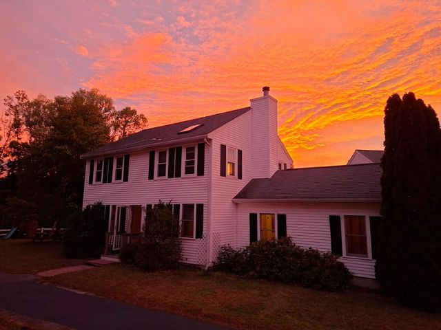 24 Hatikva Way, Chelmsford, MA 01863