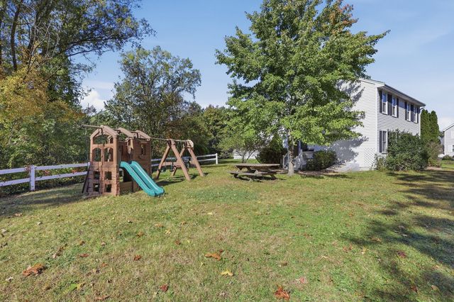 24 Hatikva Way, Chelmsford, MA 01863