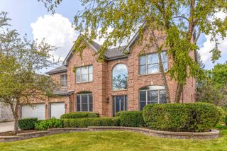 818 W Lukas Avenue, Palatine, IL 60067