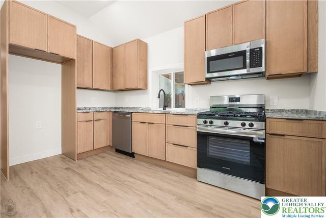 1326 South Race Street, Allentown City, PA 18103