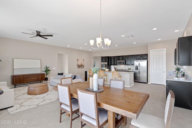 4921 W Willow Wind Way, Tucson, AZ 85741