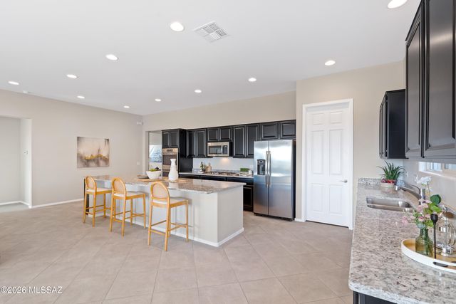 4921 W Willow Wind Way, Tucson, AZ 85741