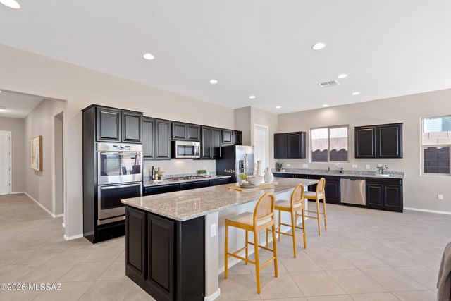 4921 W Willow Wind Way, Tucson, AZ 85741