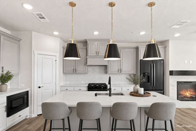 2872 Enfield, The Colony, TX 75056