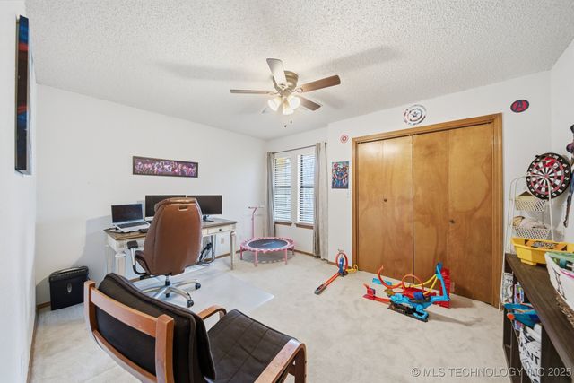 1007 N Faulkner Place, Claremore, OK 74017