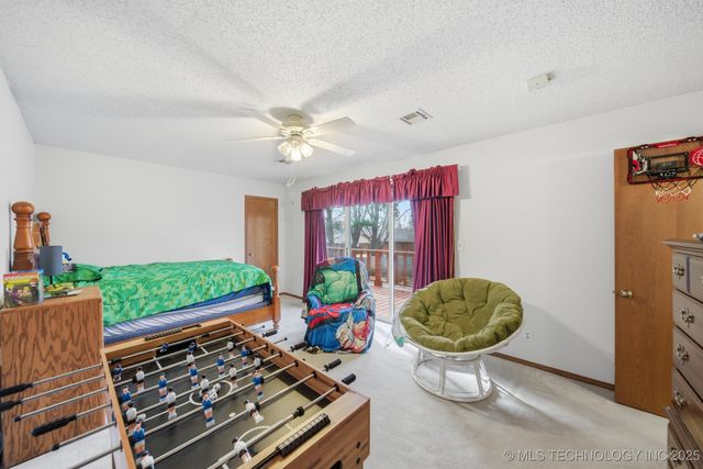 1007 N Faulkner Place, Claremore, OK 74017