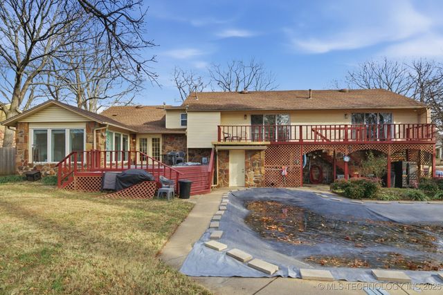 1007 N Faulkner Place, Claremore, OK 74017