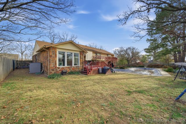 1007 N Faulkner Place, Claremore, OK 74017