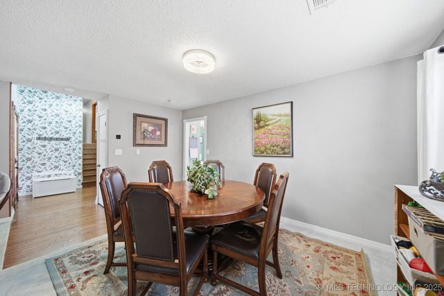 1007 N Faulkner Place, Claremore, OK 74017